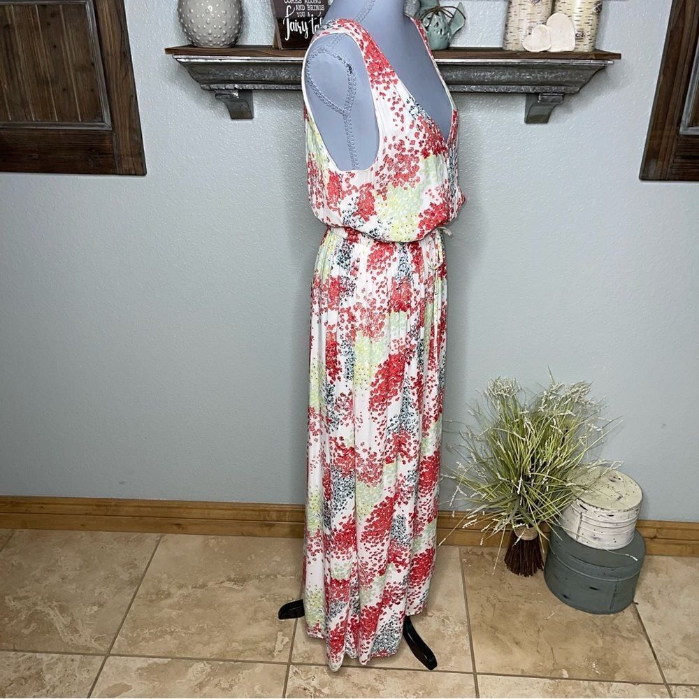 Lucky Brand Sleeveless V Neck Red Pink Floral Print Maxi Dress Size Medium - Picture 9 of 12